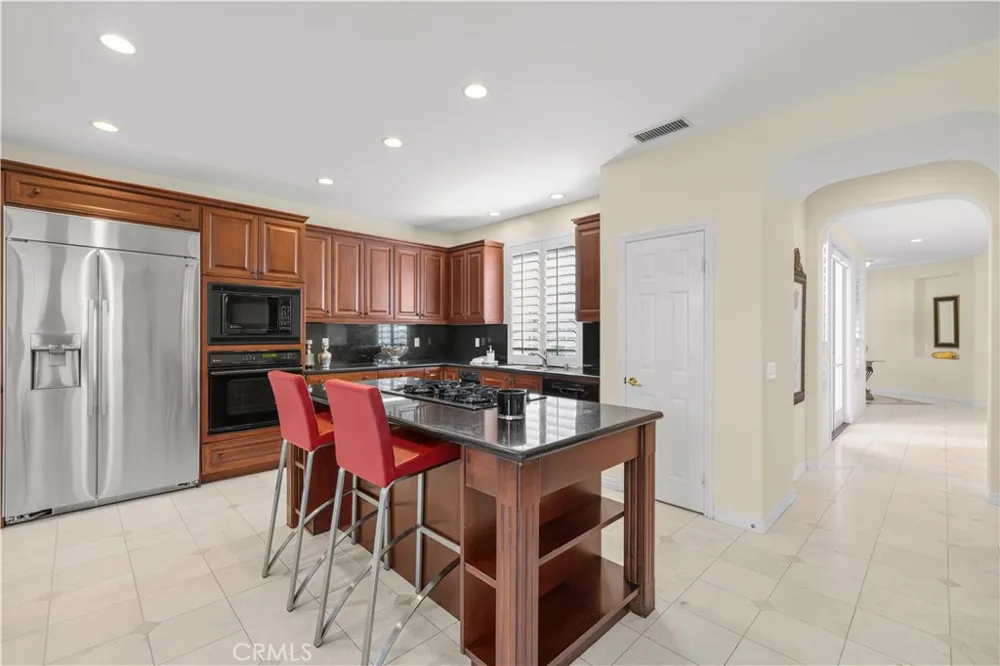 26839 Augusta Valencia, CA 91355