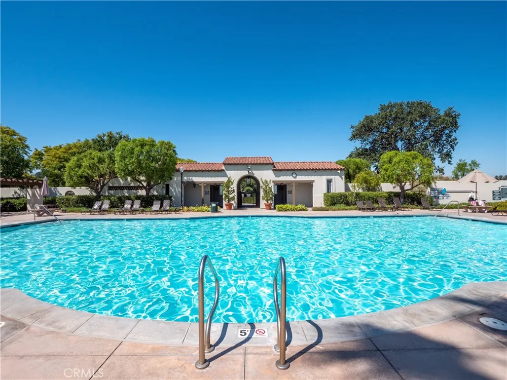 26839 Augusta Valencia, CA 91355