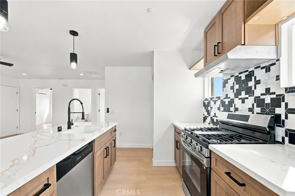 2801 Jeffries #1-4 Cypress Park, CA 90065