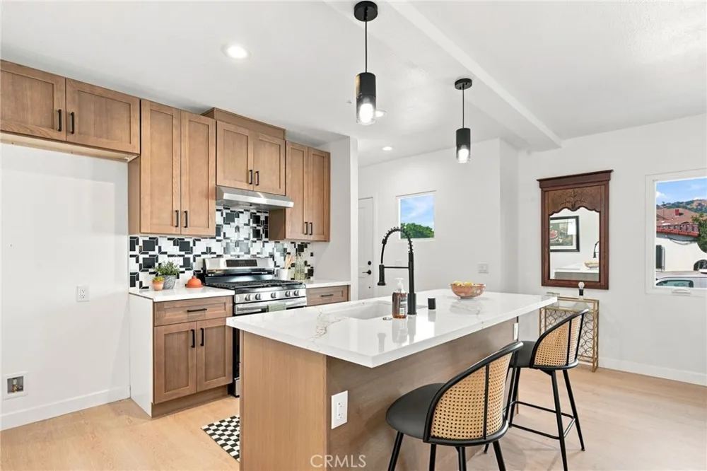 2801 Jeffries #1-4 Cypress Park, CA 90065