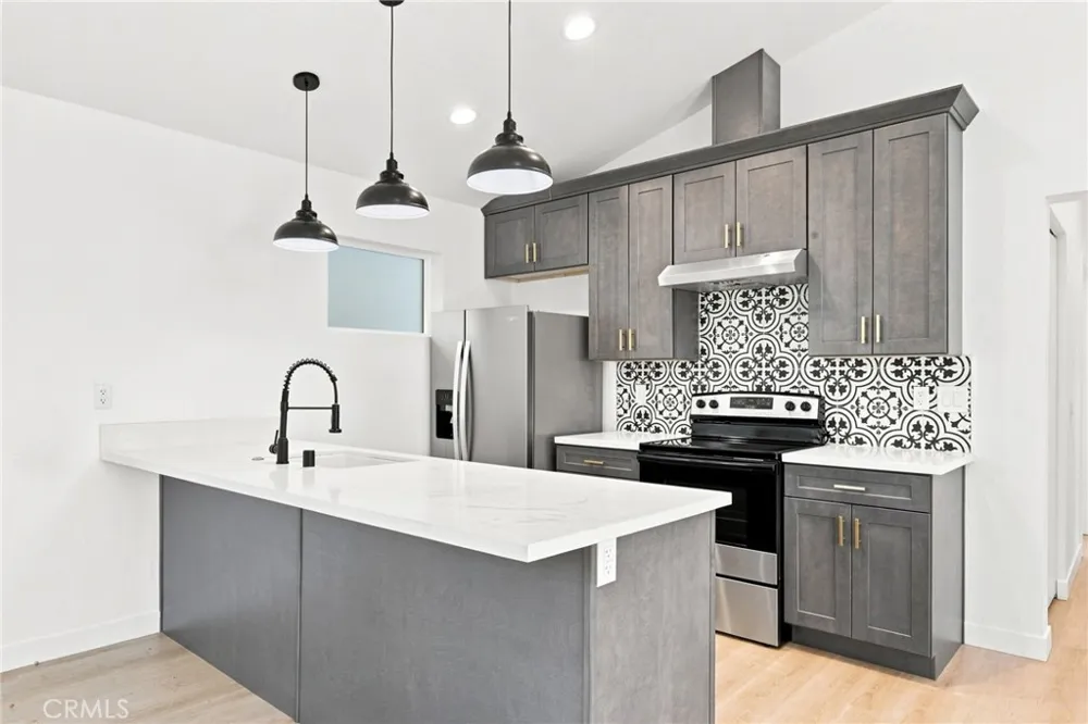 2801 Jeffries #1-4 Cypress Park, CA 90065