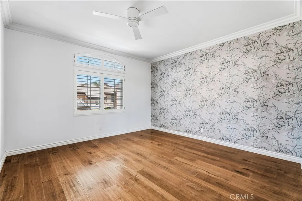 26803 Matisse Valencia, CA 91355