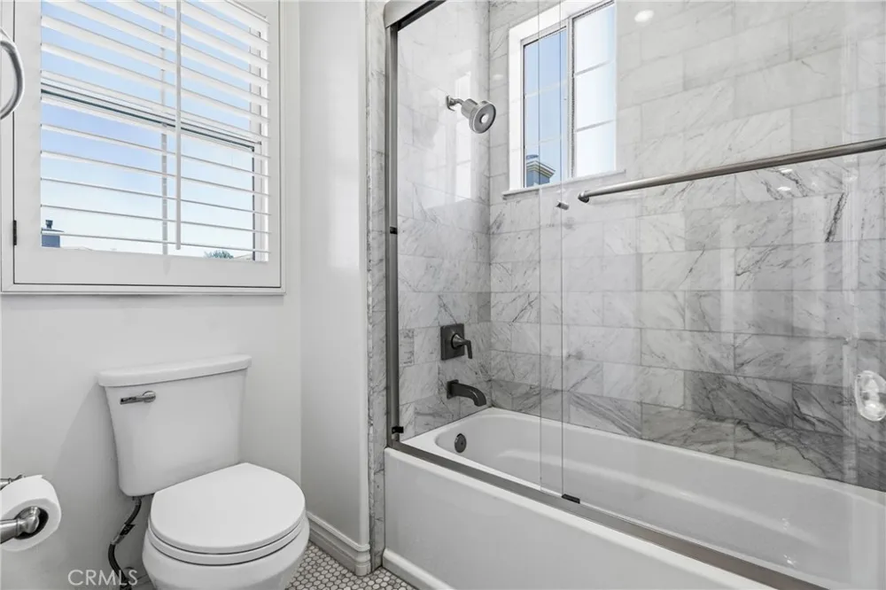 26803 Matisse Valencia, CA 91355