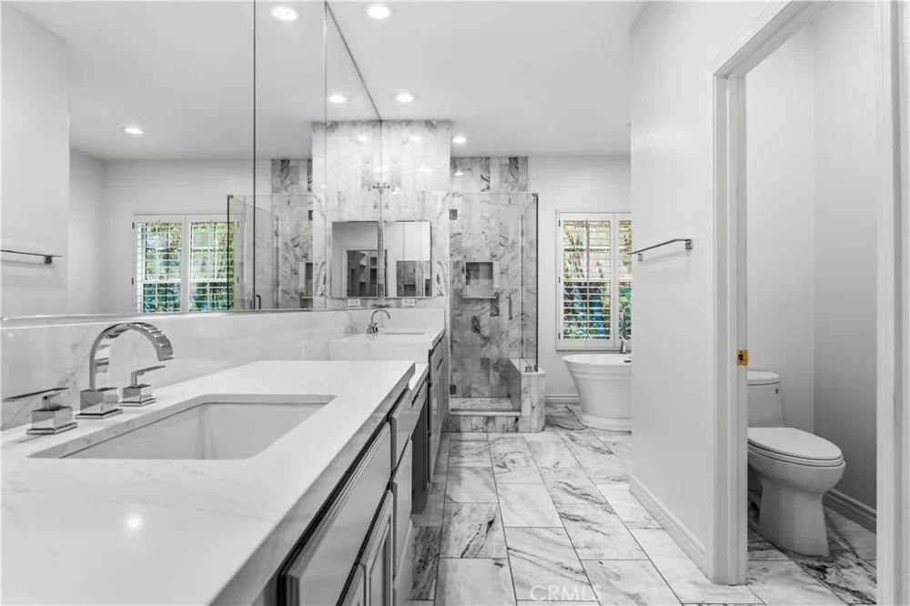 26803 Matisse Valencia, CA 91355