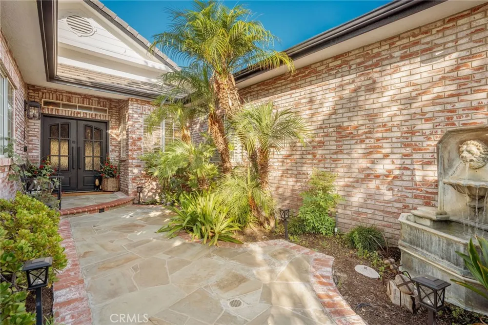 15263 Saddleback Road Canyon Country, CA 91387