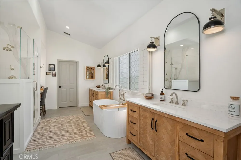 15263 Saddleback Road Canyon Country, CA 91387