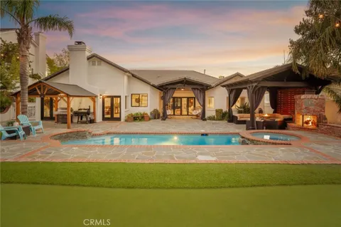 15263 Saddleback Road