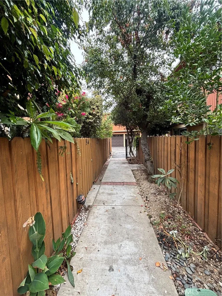 14265 TERRABELLA  ST  48 Panorama City, CA 91402