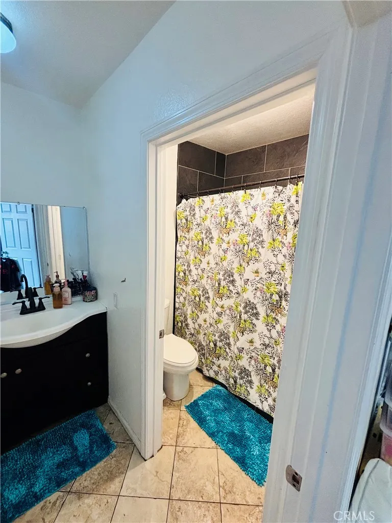 14265 TERRABELLA  ST  48 Panorama City, CA 91402