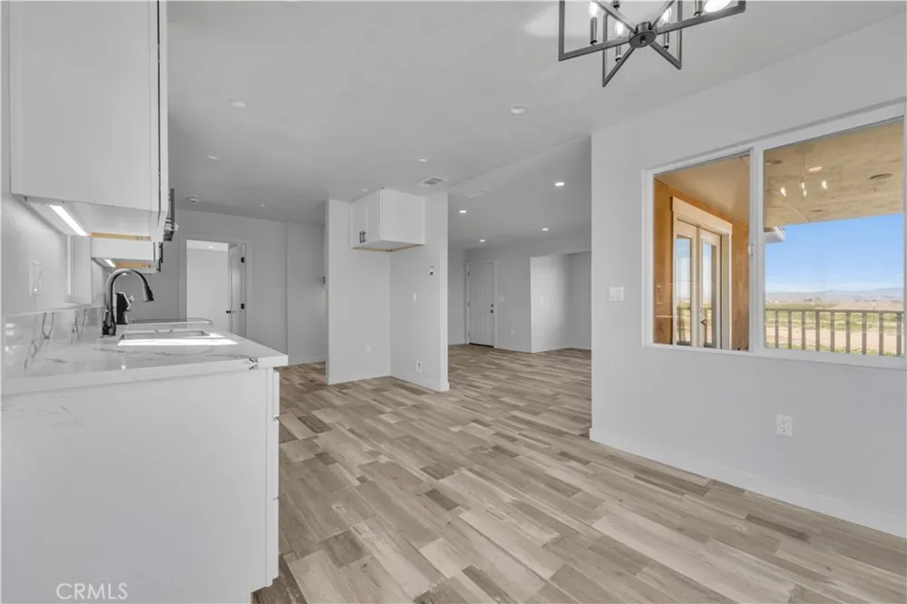 49040 70th Street W Lancaster, CA 93536