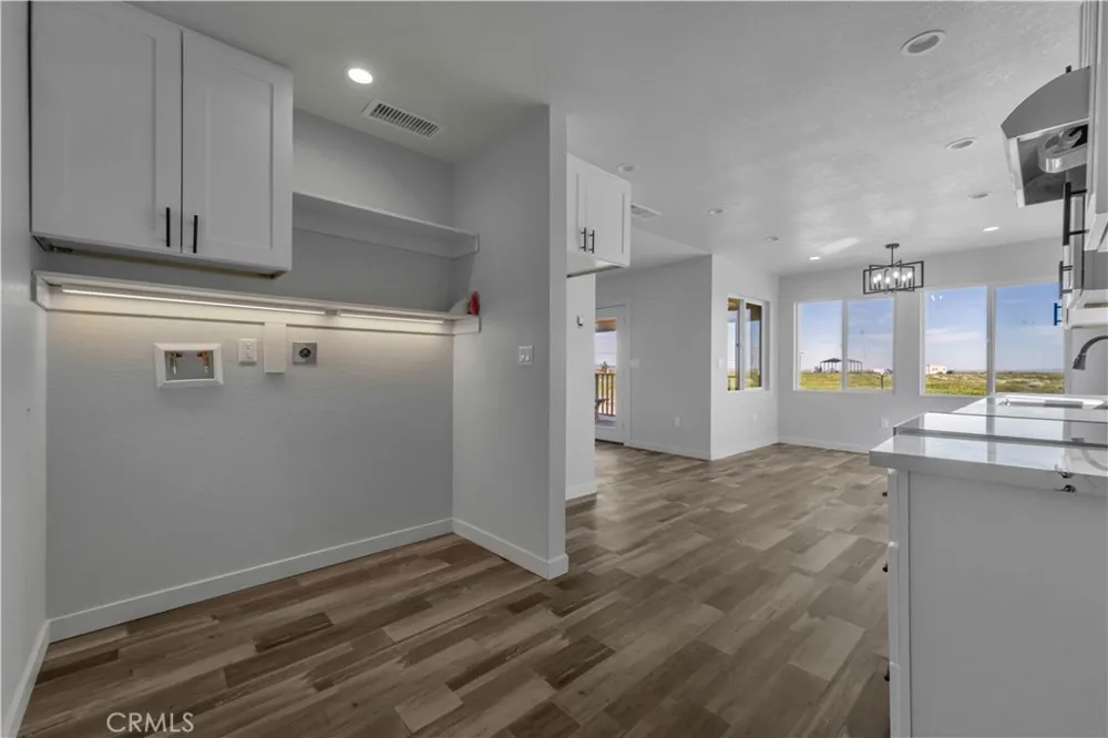 49040 70th Street W Lancaster, CA 93536