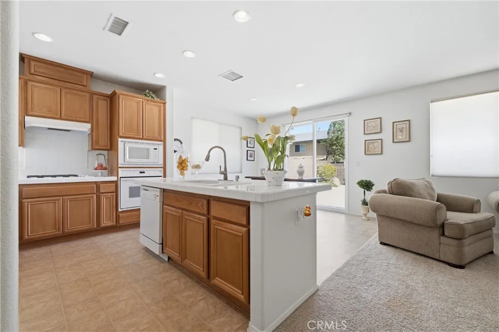 6251 W Avenue J9 Lancaster, CA 93536