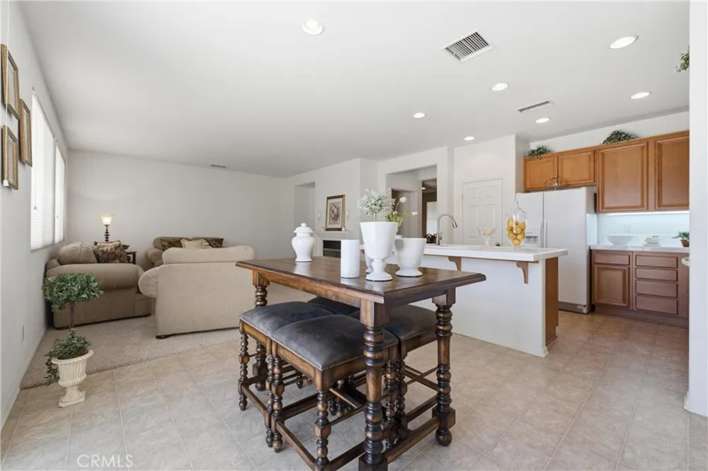 6251 W Avenue J9 Lancaster, CA 93536