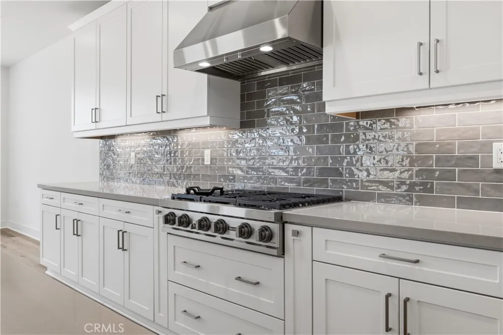 28710 Orange Park Drive Castaic, CA 91384