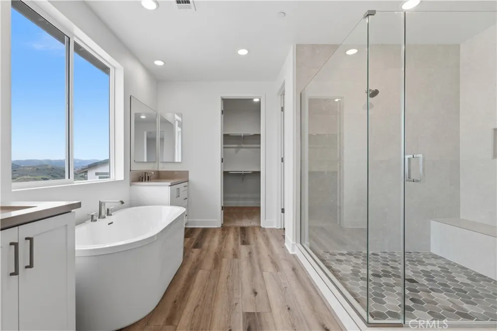 28710 Orange Park Drive Castaic, CA 91384