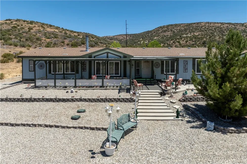 24900 Ponderosa Tehachapi, CA 93561