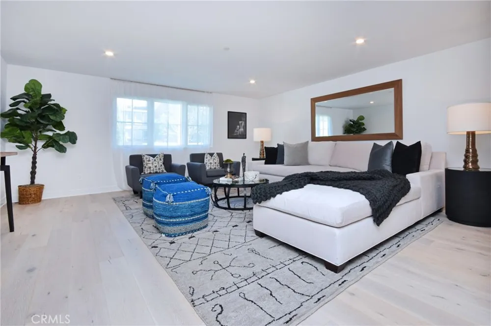 4641 Cahuenga Boulevard Toluca Lake, CA 91602