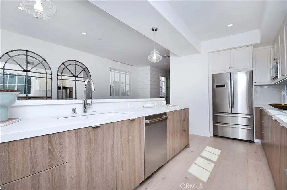 4641 Cahuenga Boulevard Toluca Lake, CA 91602