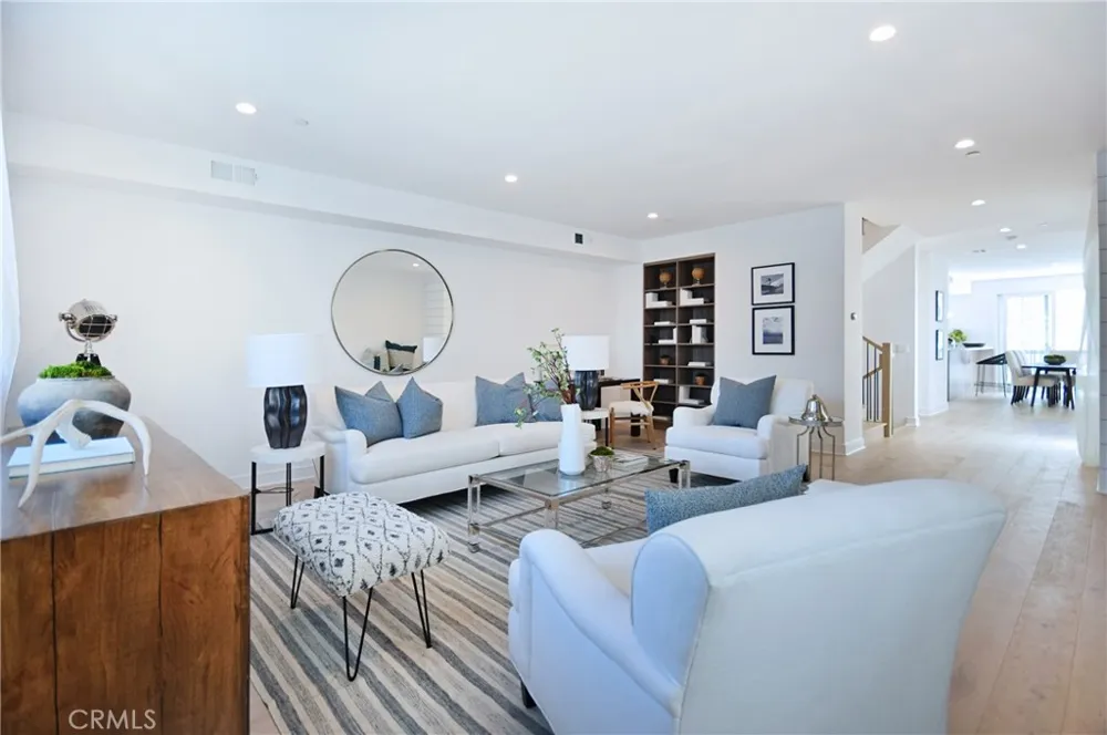4641 Cahuenga Boulevard Toluca Lake, CA 91602