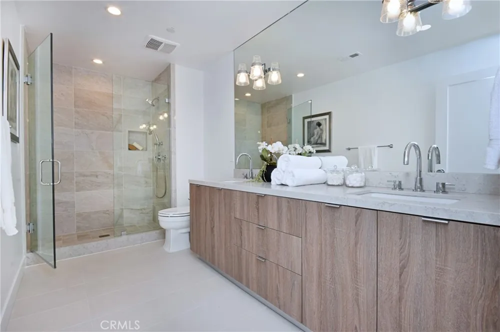 4641 Cahuenga Boulevard Toluca Lake, CA 91602