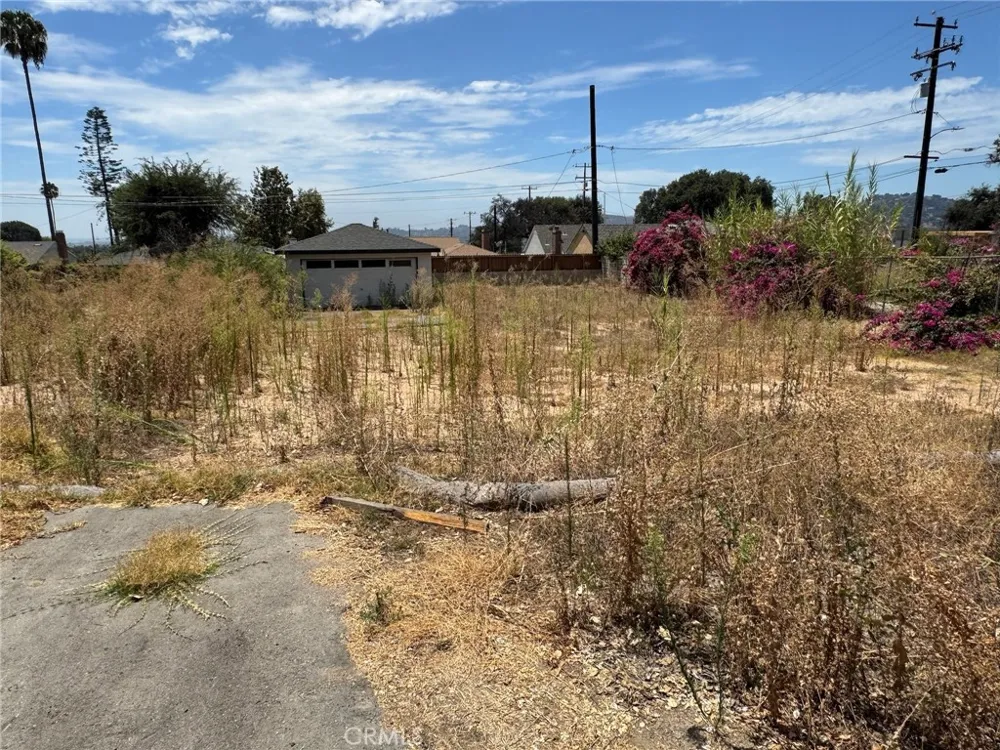 16 E Altadena Drive Altadena, CA 91001