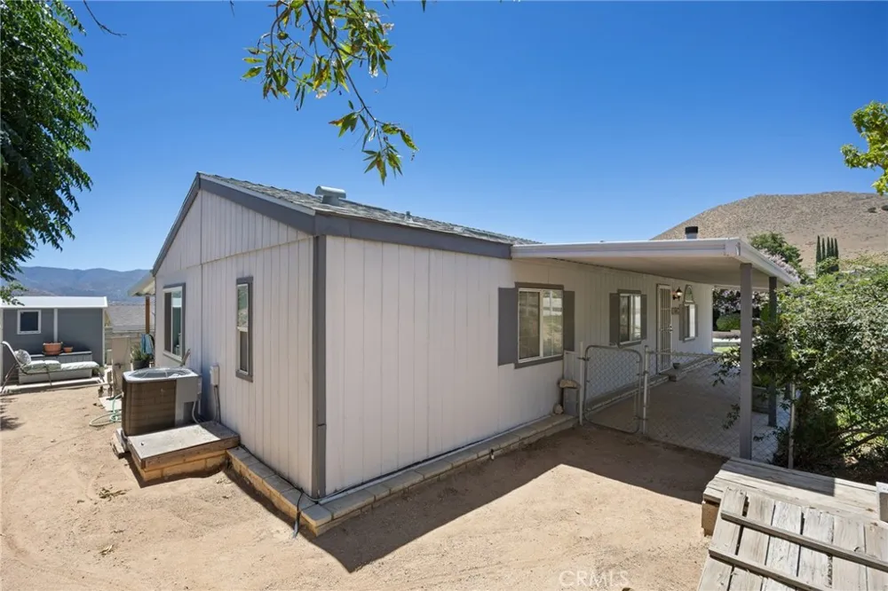 33105 Santiago Road #7 Acton, CA 93510