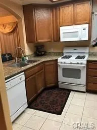 14627 Gledhill Panorama City, CA 91402