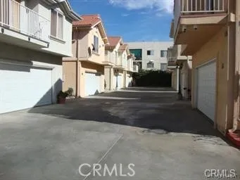 14627 Gledhill Panorama City, CA 91402