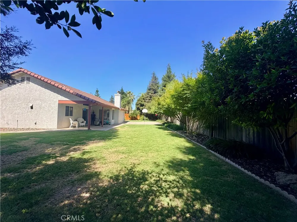 1044 Sycamore Way Porterville, CA 93257