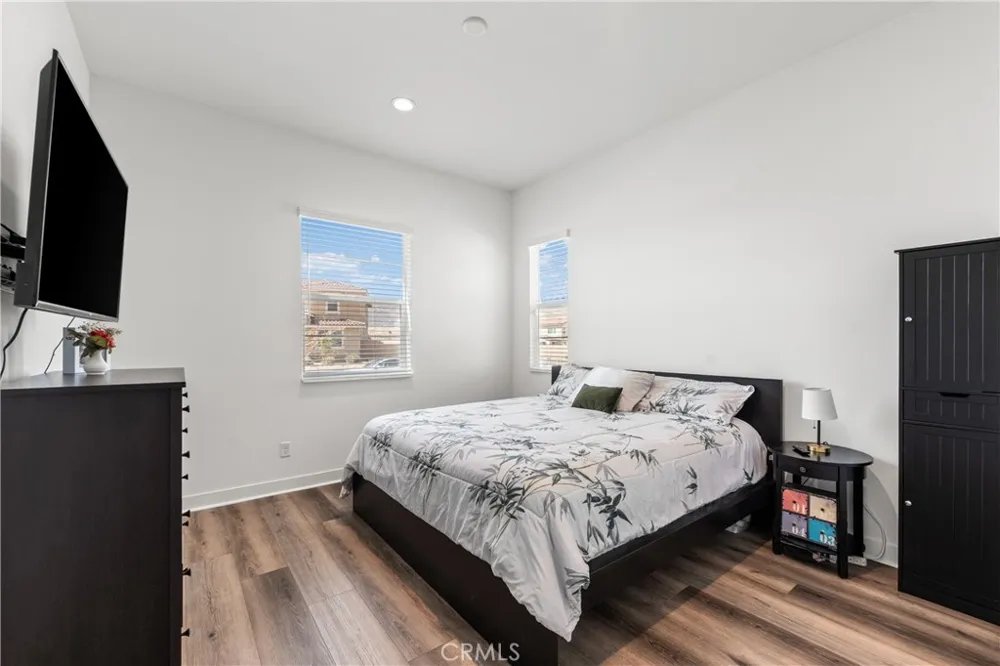 39350 Stallion Palmdale, CA 93551