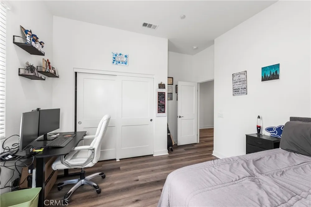39350 Stallion Palmdale, CA 93551