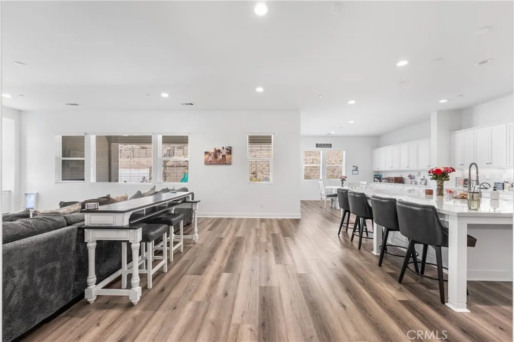 39350 Stallion Palmdale, CA 93551