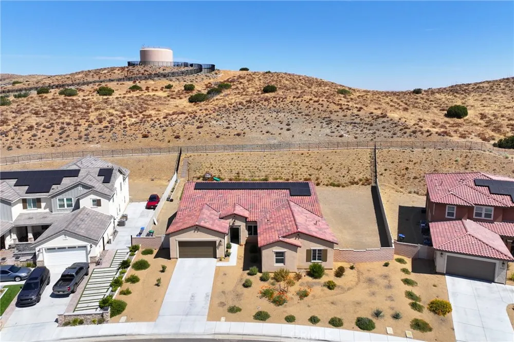 39350 Stallion Palmdale, CA 93551