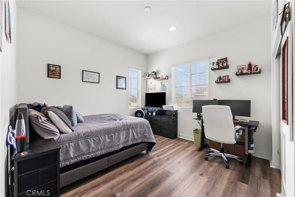 39350 Stallion Palmdale, CA 93551