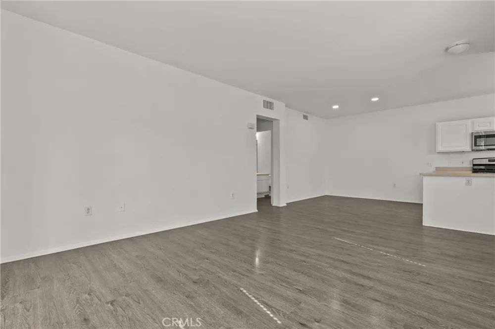 20000 Plum Canyon #1721 Saugus, CA 91350
