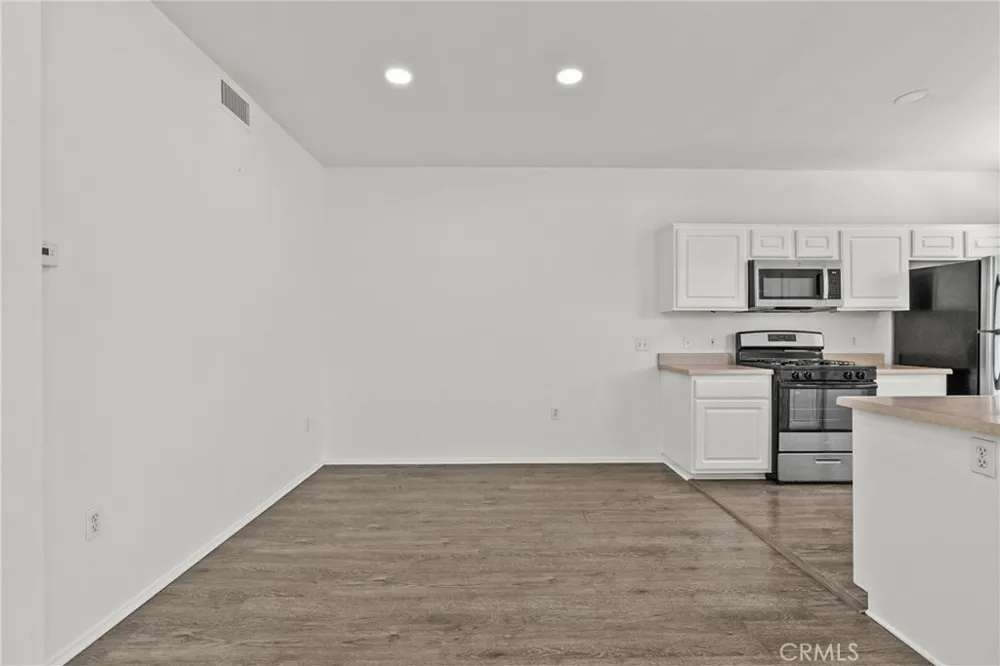 20000 Plum Canyon #1721 Saugus, CA 91350