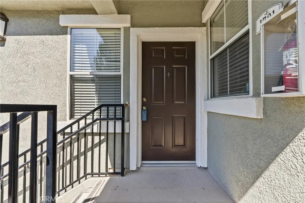 20000 Plum Canyon #1721 Saugus, CA 91350