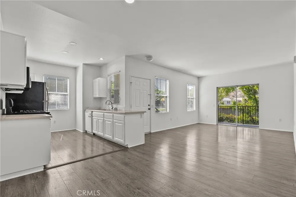20000 Plum Canyon #1721 Saugus, CA 91350