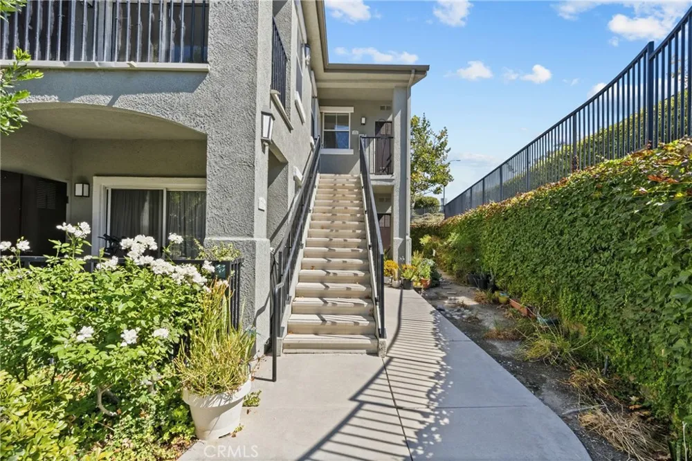 20000 Plum Canyon #1721 Saugus, CA 91350