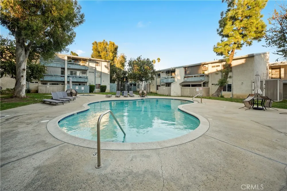 21800 Schoenborn Street #215 Canoga Park, CA 91304
