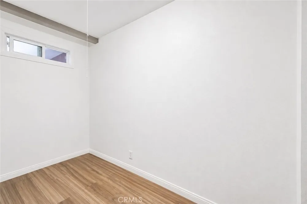 21800 Schoenborn Street #215 Canoga Park, CA 91304