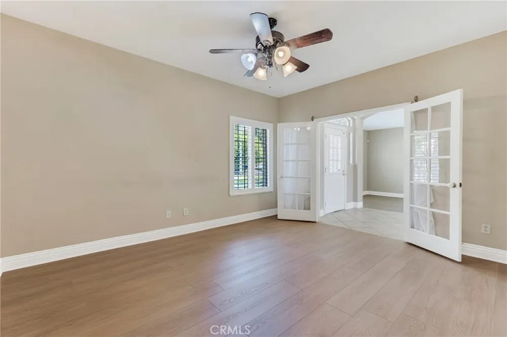 22244 Circle J Ranch Road Saugus, CA 91350