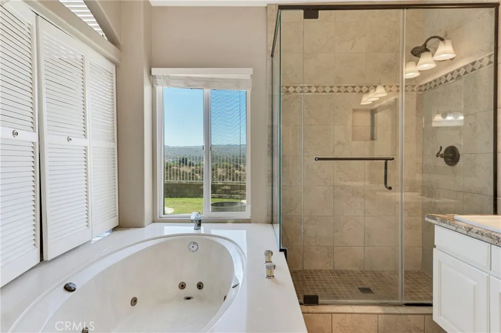 22244 Circle J Ranch Road Saugus, CA 91350