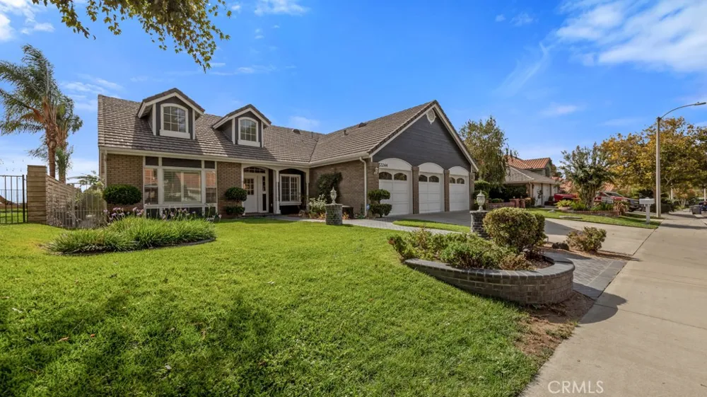 22244 Circle J Ranch Road Saugus, CA 91350