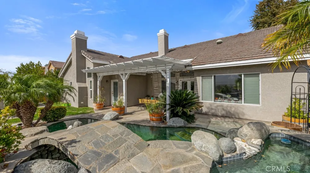 22244 Circle J Ranch Road Saugus, CA 91350