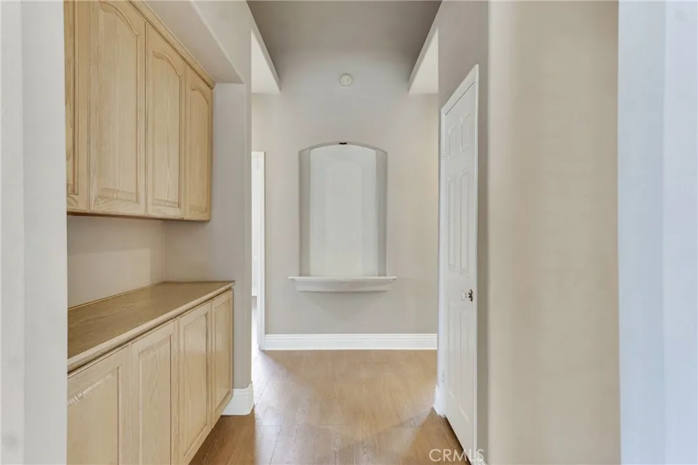 22244 Circle J Ranch Road Saugus, CA 91350