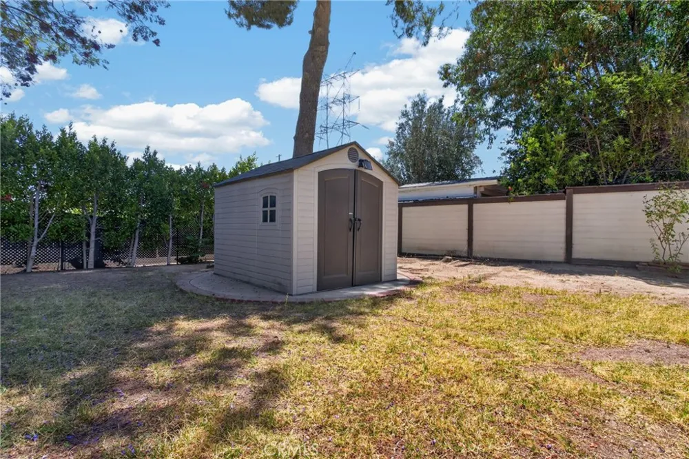 7700 Wilbur Reseda, CA 91335