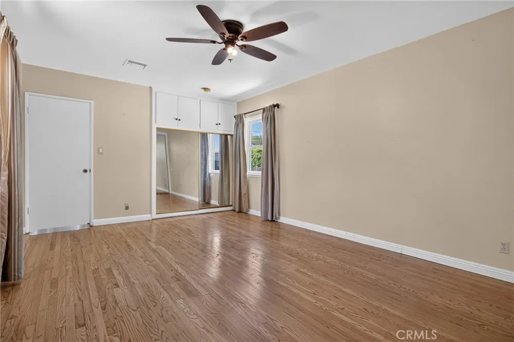 7700 Wilbur Reseda, CA 91335