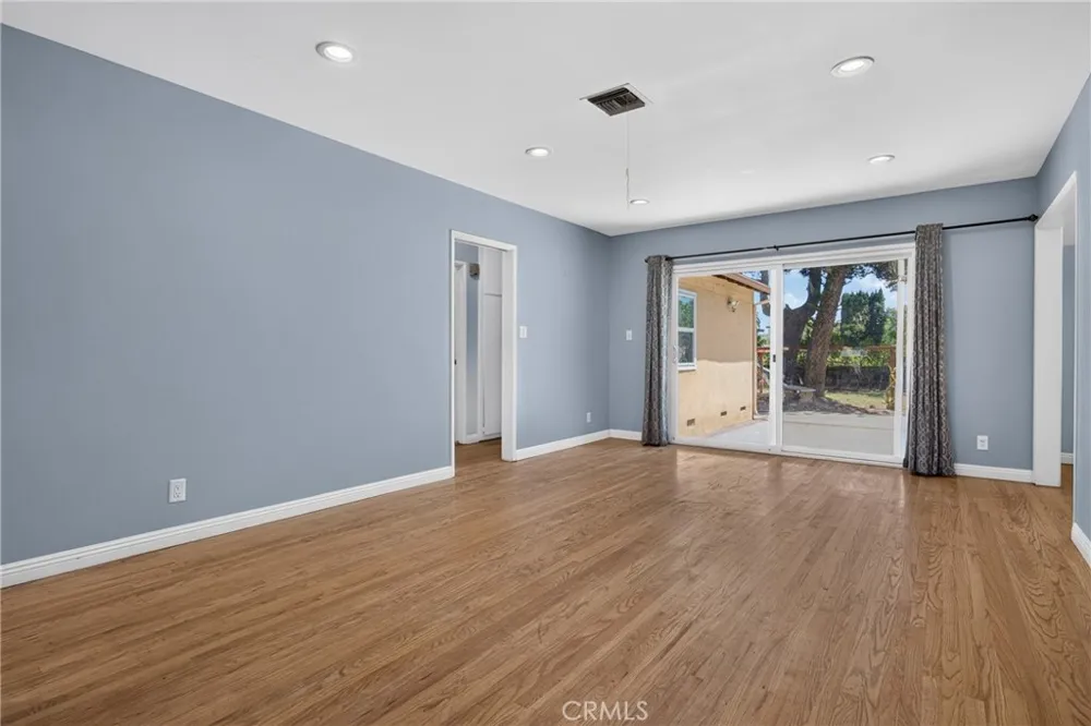7700 Wilbur Reseda, CA 91335