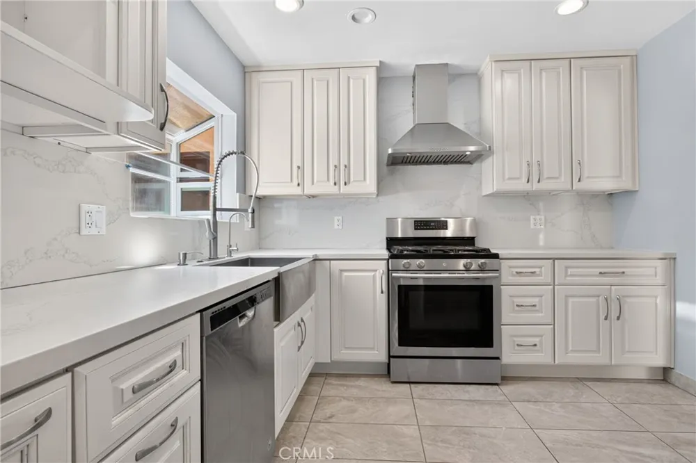 7700 Wilbur Reseda, CA 91335